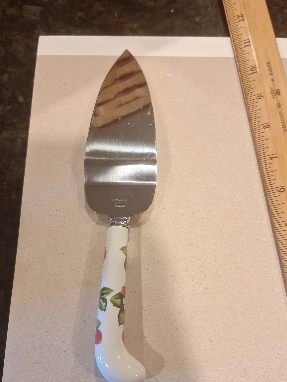 Vtg Ceramic-Handle Cake Server w/ Strawberry Floral Design - Made In Taiwan